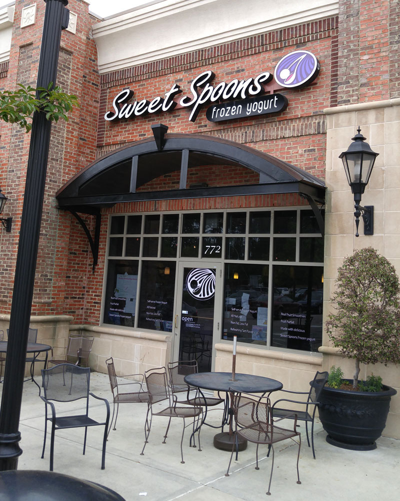 Sweet Spoons Frozen Yogurt